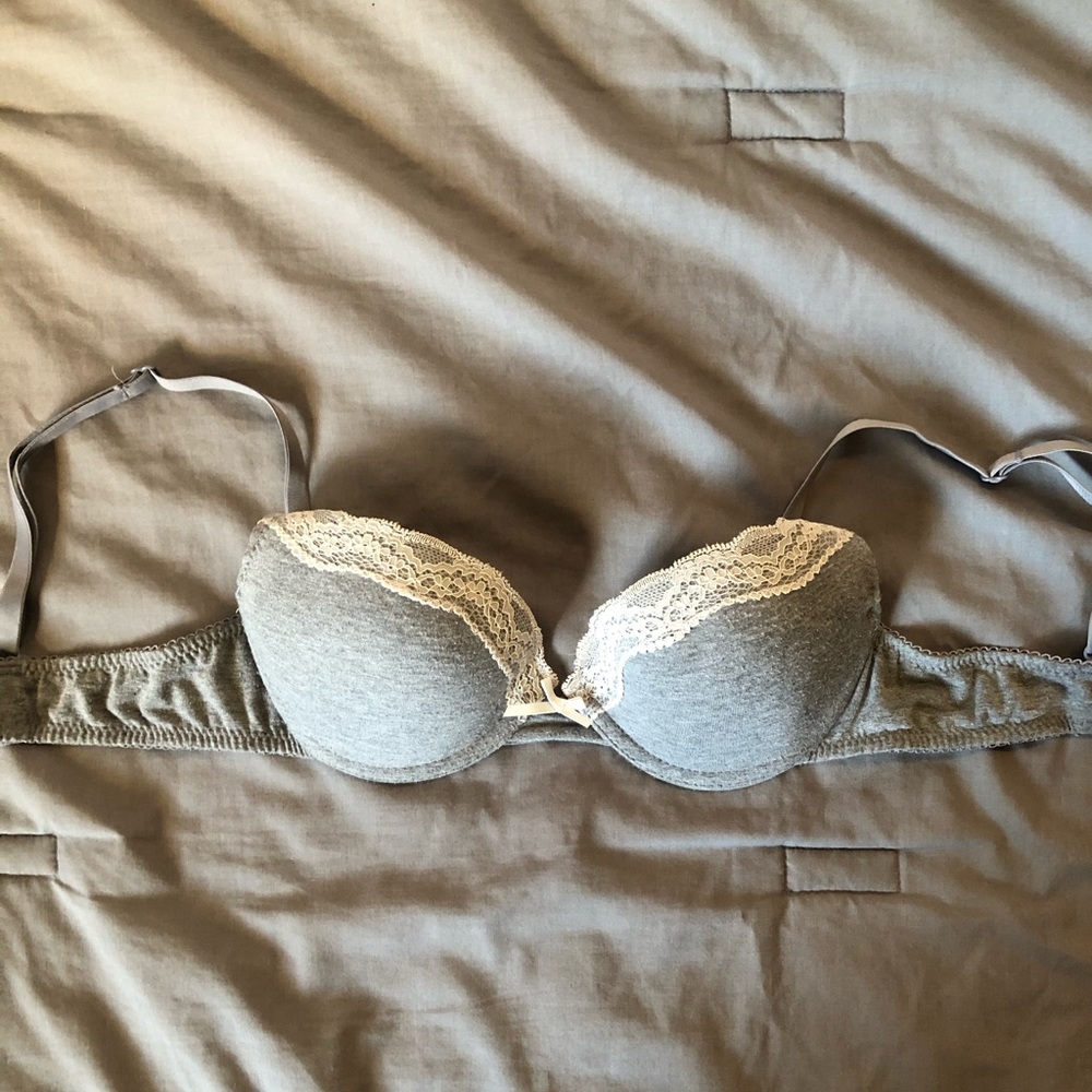 T-shirt bra